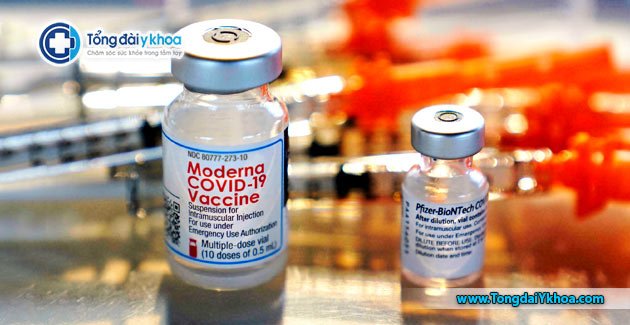 tiem tron vaccine moderna pfrizer